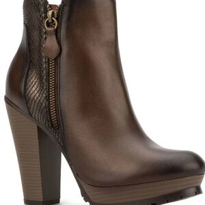 NWOT Andrea Candela Women Heeled Boots 7057 Size 7.5